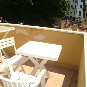 https://lindavacanza.hotelitalianriviera.com
